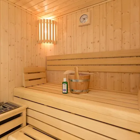 Beachhouse Bansin App 03 *