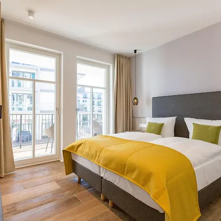 Beachhouse Bansin App 03 *